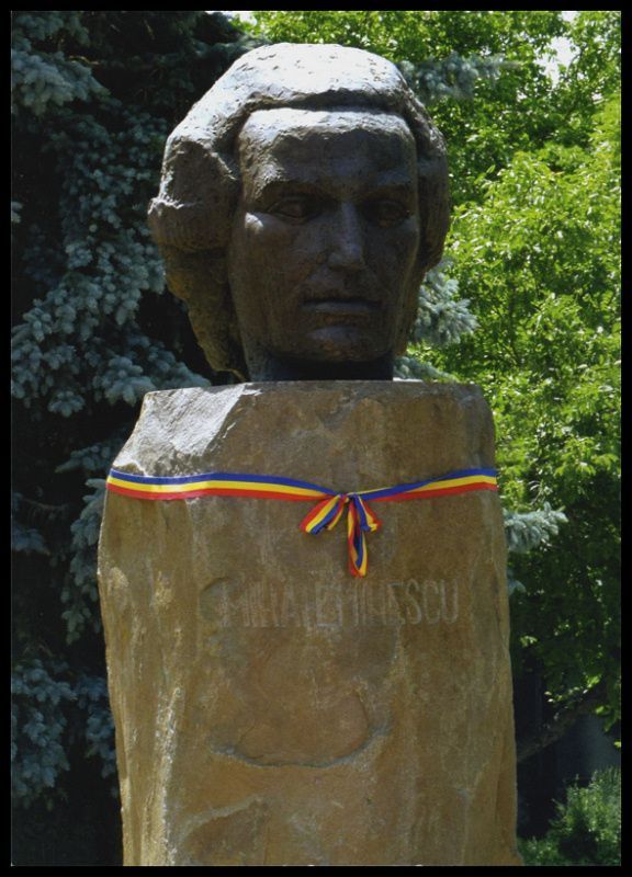 № P215 FDC - Bust of Mihai Eminescu at Orhei - Sculptor: Vlad Ciobanu