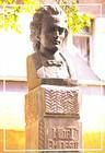 Mihai Eminescu. Bust. Bălți