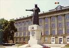 Monument to Ștefan cel Mare in Bălți (2003)