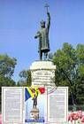Statue of Stefan cel Mare in Chişinău